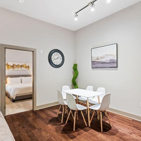 Grand Luxury Premium Vaulted Ceilings Apartment วูดบริดจ์ ภายนอก รูปภาพ
